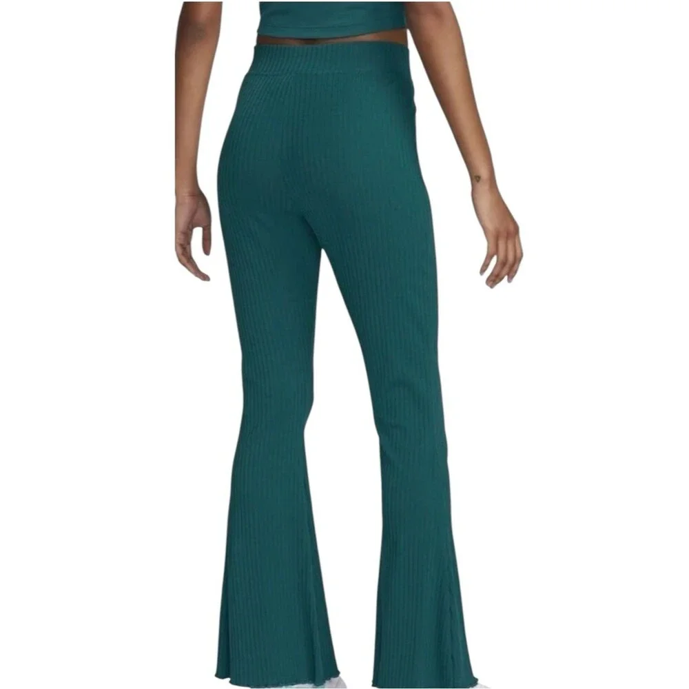 NIKE Turquoise Ribbed Flare Athletic Yoga Pants NWOT Size S